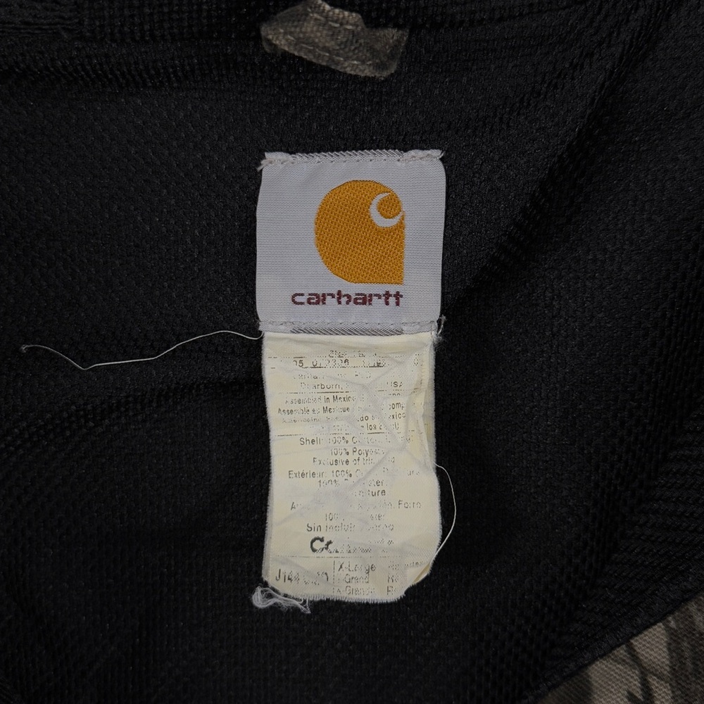 Vintage Carhartt Camo Jacket - Picture 6 of 6